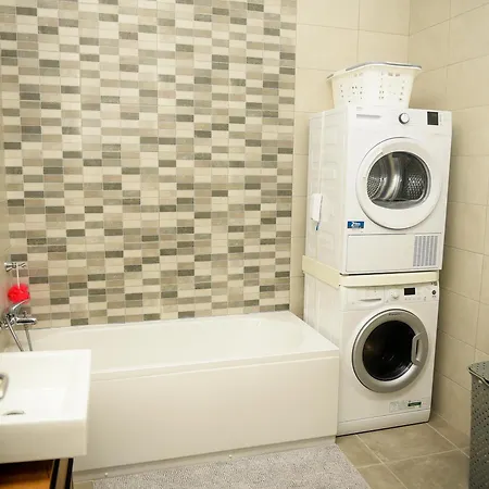 Seaviewcasadialfioqawra