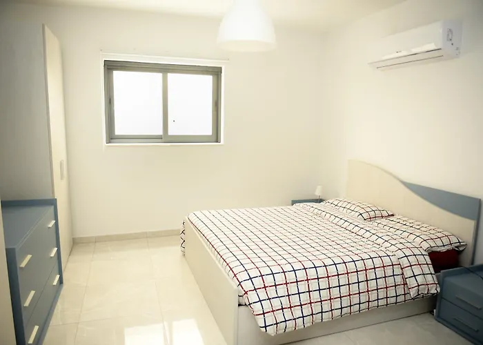 Апартаменты Seaviewcasadialfioqawra Сент-Полс-Бей