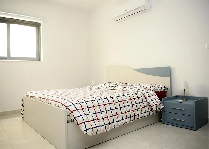 Seaviewcasadialfioqawra خليج سانت بول